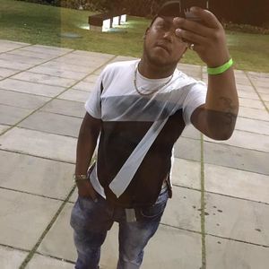 Meet your Posher, Ronny rafael